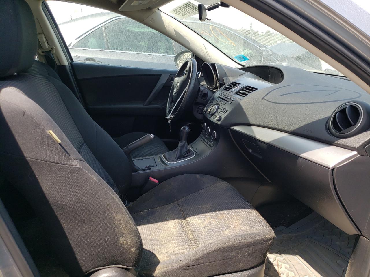 Photo 5 from auction – 2013 MAZDA 3 I with VIN JM1BL1LP2D1786625