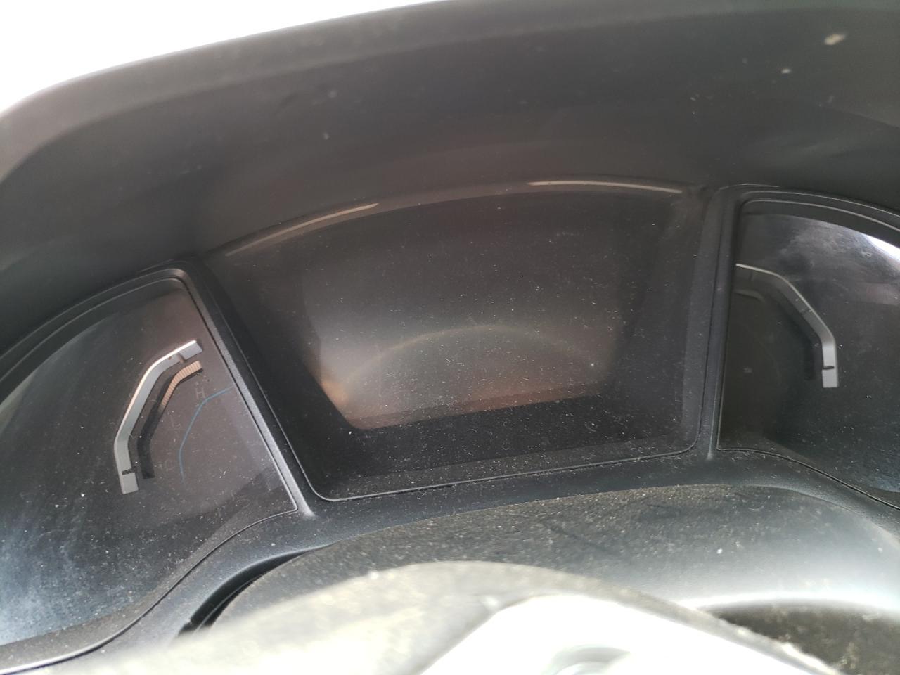 Photo 8 from auction – 2019 HONDA CIVIC LX with VIN 19XFC2F6XKE046986