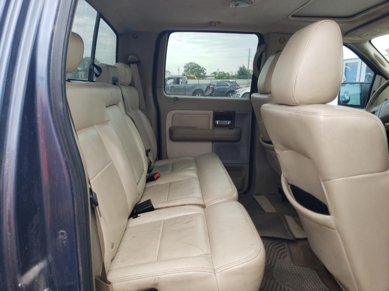 Photo 6 from auction – 2004 FORD F150 SUPER with VIN 1FTPW12564KD54305