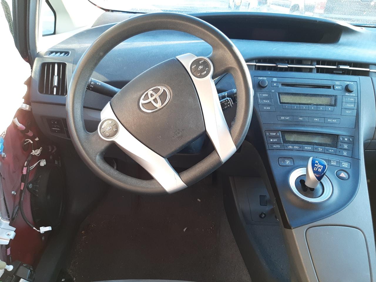 Photo 9 from auction – 2010 TOYOTA PRIUS with VIN JTDKN3DU3A0171318