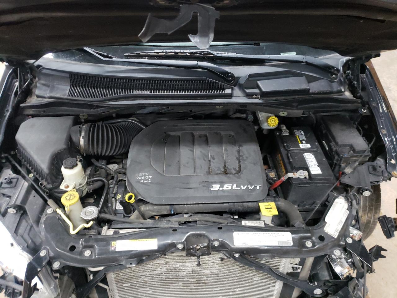 Photo 7 from auction – 2011 CHRYSLER TOWN & COU with VIN 2A4RR8DG0BR655507