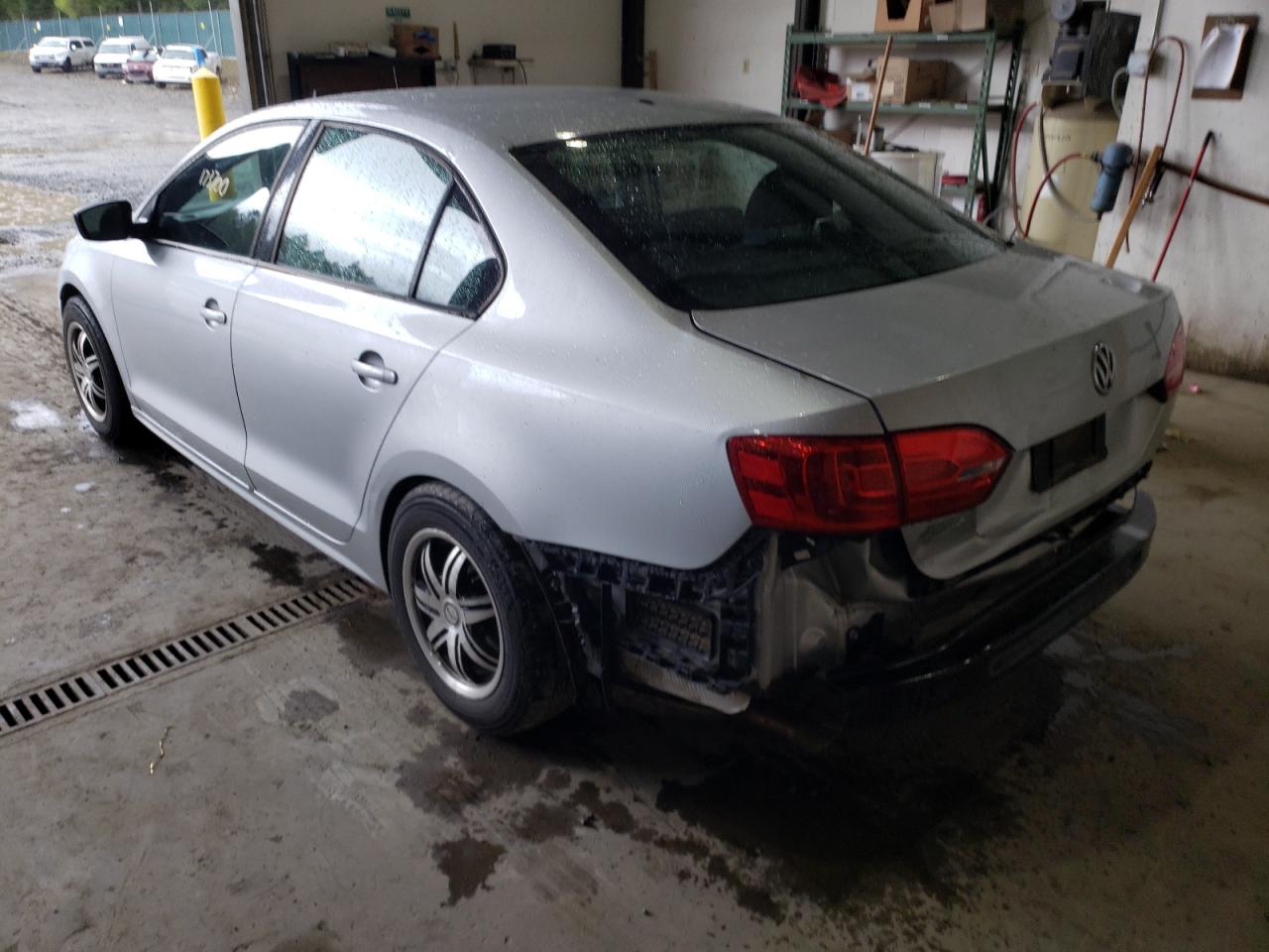 Photo 3 from auction – 2012 VOLKSWAGEN JETTA BASE with VIN 3VW2K7AJ1CM301765