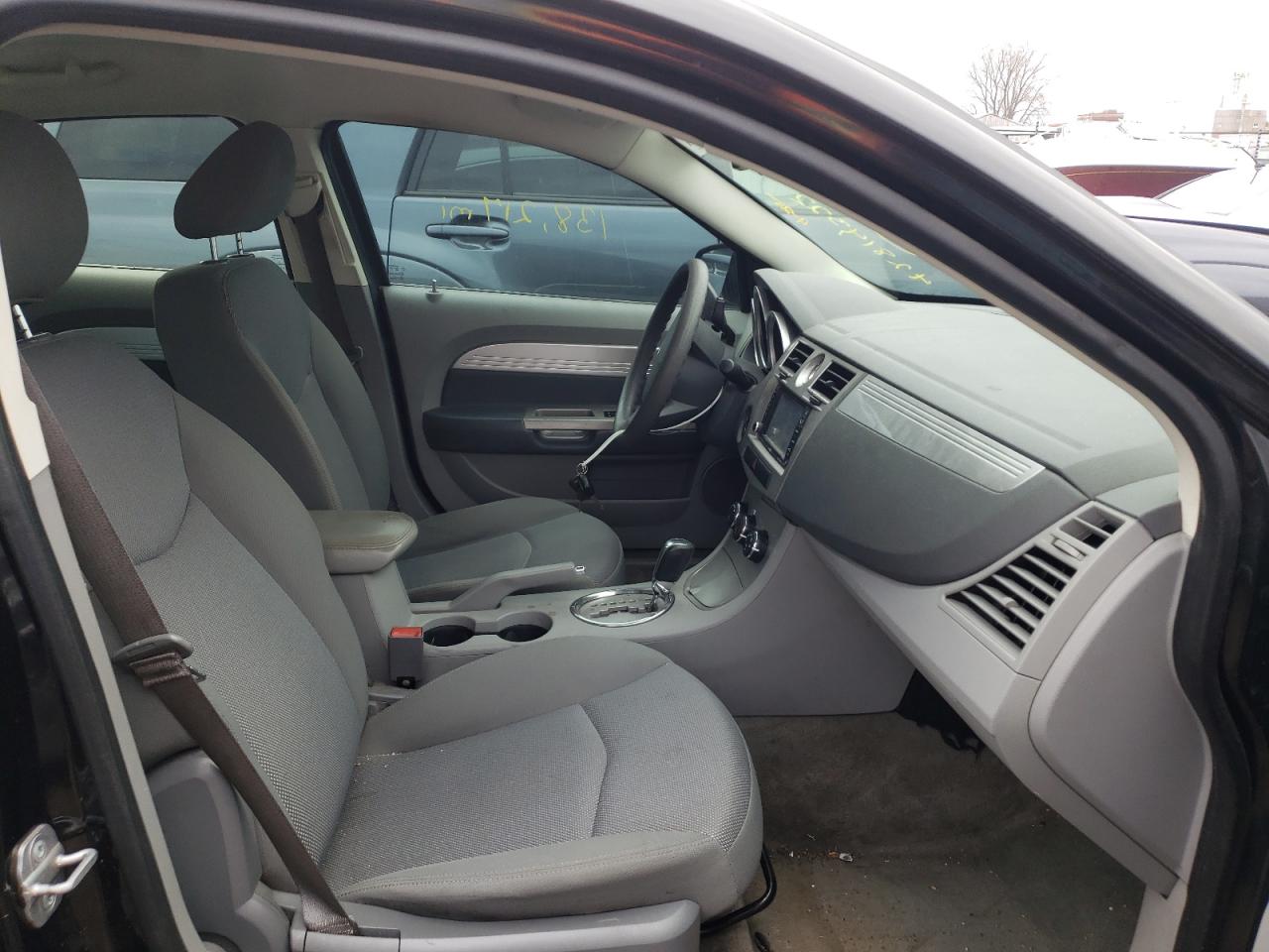 Photo 5 from auction – 2008 CHRYSLER SEBRING TO with VIN 1C3LC56K98N191947