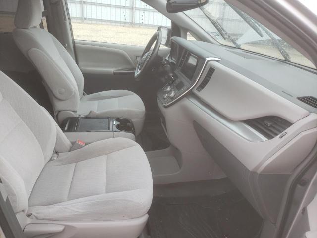 Photo 5 from auction – 2016 TOYOTA SIENNA LE with VIN 5TDKK3DC8GS703118