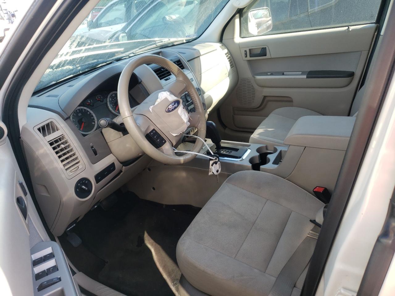 Photo 5 from auction – 2012 FORD ESCAPE XLT with VIN 1FMCU0D74CKA88502