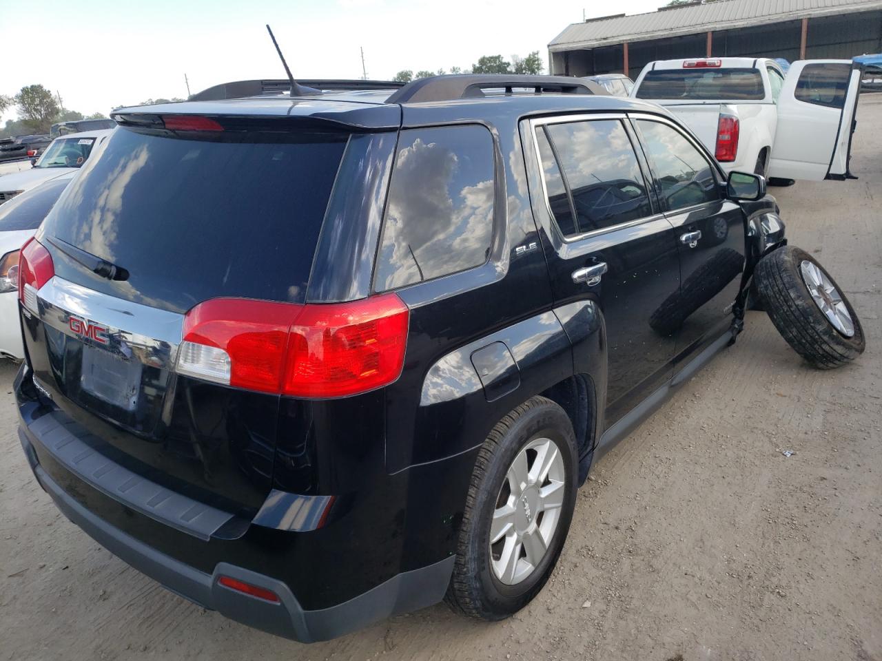 Photo 4 from auction – 2013 GMC TERRAIN SL with VIN 2GKALSEKXD6307744