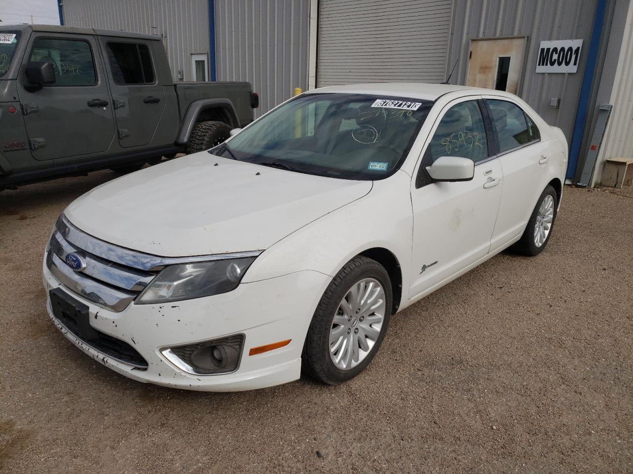 Photo 2 from auction – 2011 FORD FUSION HYB with VIN 3FADP0L30BR270390
