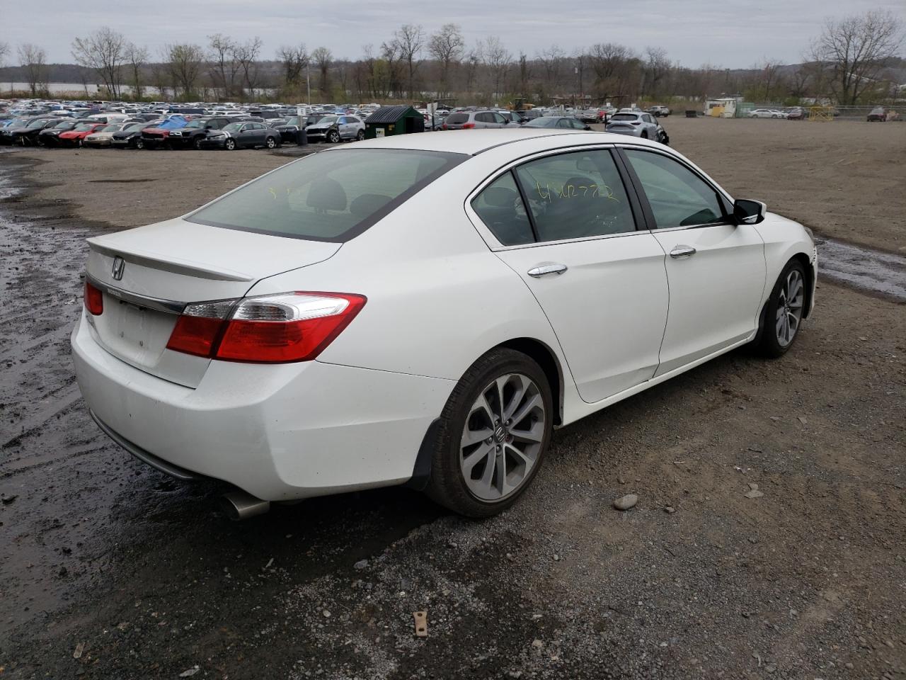 Photo 4 from auction – 2014 HONDA ACCORD SPO with VIN 1HGCR2F57EA096584