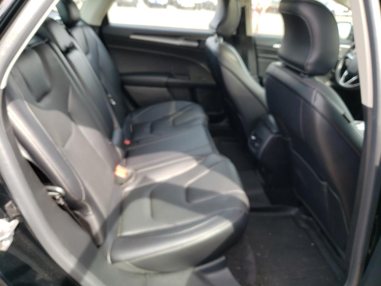 Photo 6 from auction – 2017 FORD FUSION TIT with VIN 3FA6P0D95HR136379