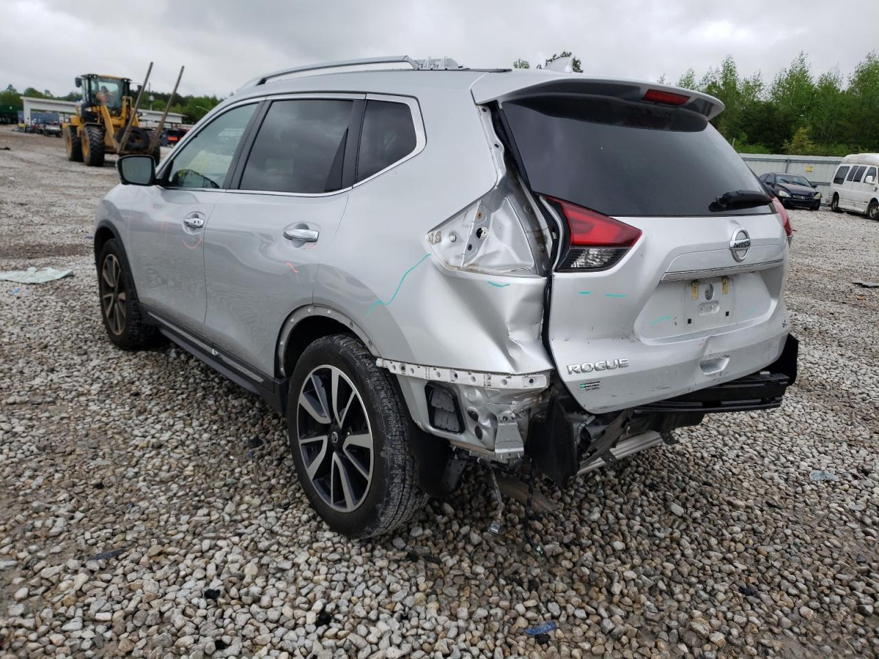 Photo 3 from auction – 2019 NISSAN ROGUE S with VIN 5N1AT2MT5KC803668