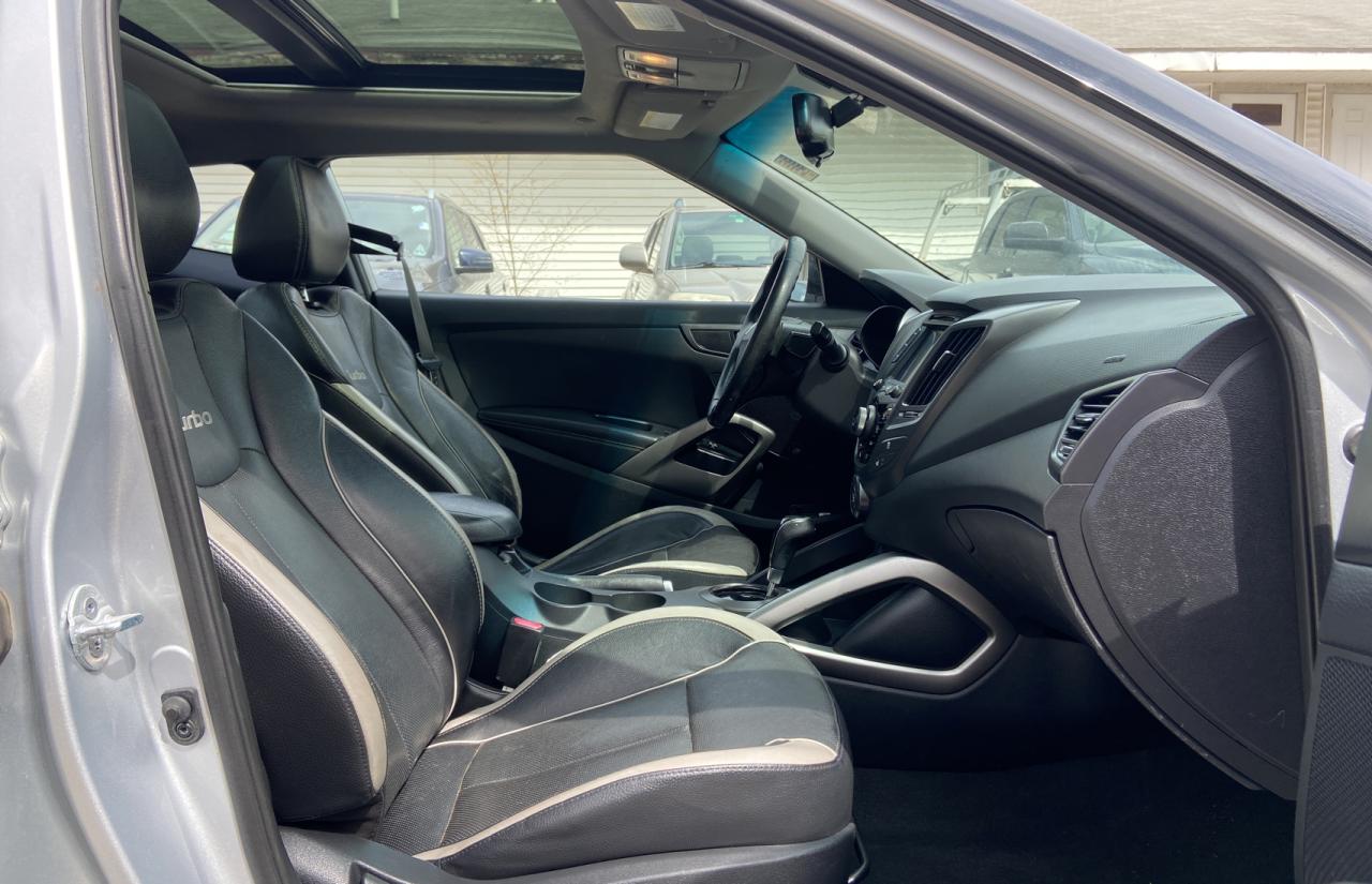 Photo 5 from auction – 2013 HYUNDAI VELOSTER T with VIN KMHTC6AE6DU121899