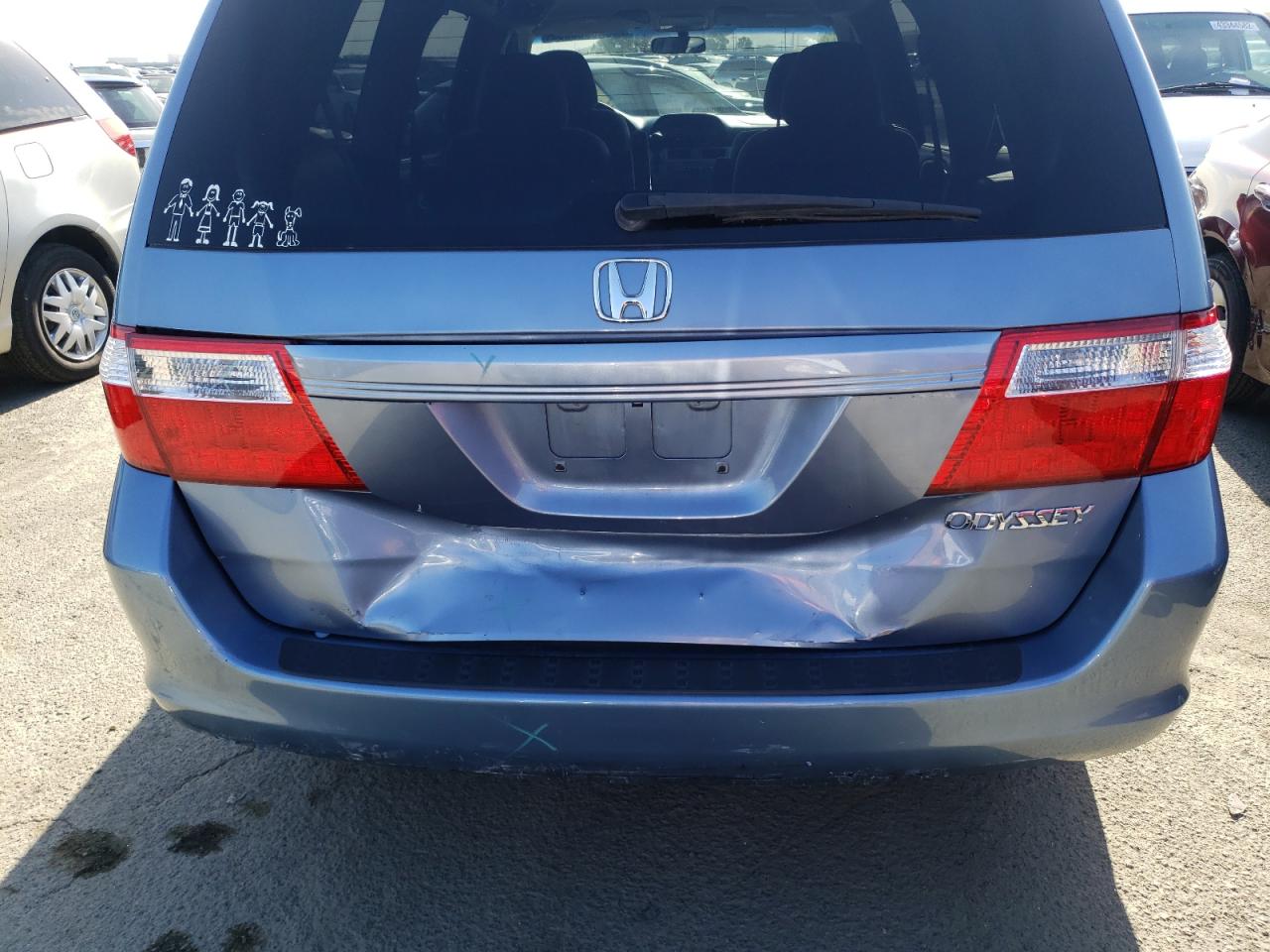 Photo 9 from auction – 2005 HONDA ODYSSEY EX with VIN 5FNRL38425B018256
