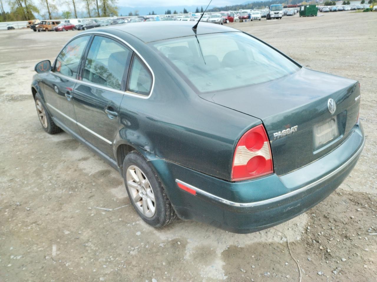 Photo 3 from auction – 2004 VOLKSWAGEN PASSAT GLS with VIN WVWPD63B94P244794