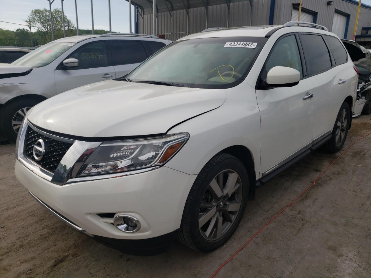 Photo 2 from auction – 2014 NISSAN PATHFINDER with VIN 5N1AR2MM9EC650353