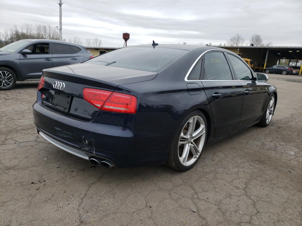 Photo 4 from auction – 2013 AUDI S8 QUATTRO with VIN WAUD2AFD4DN015618