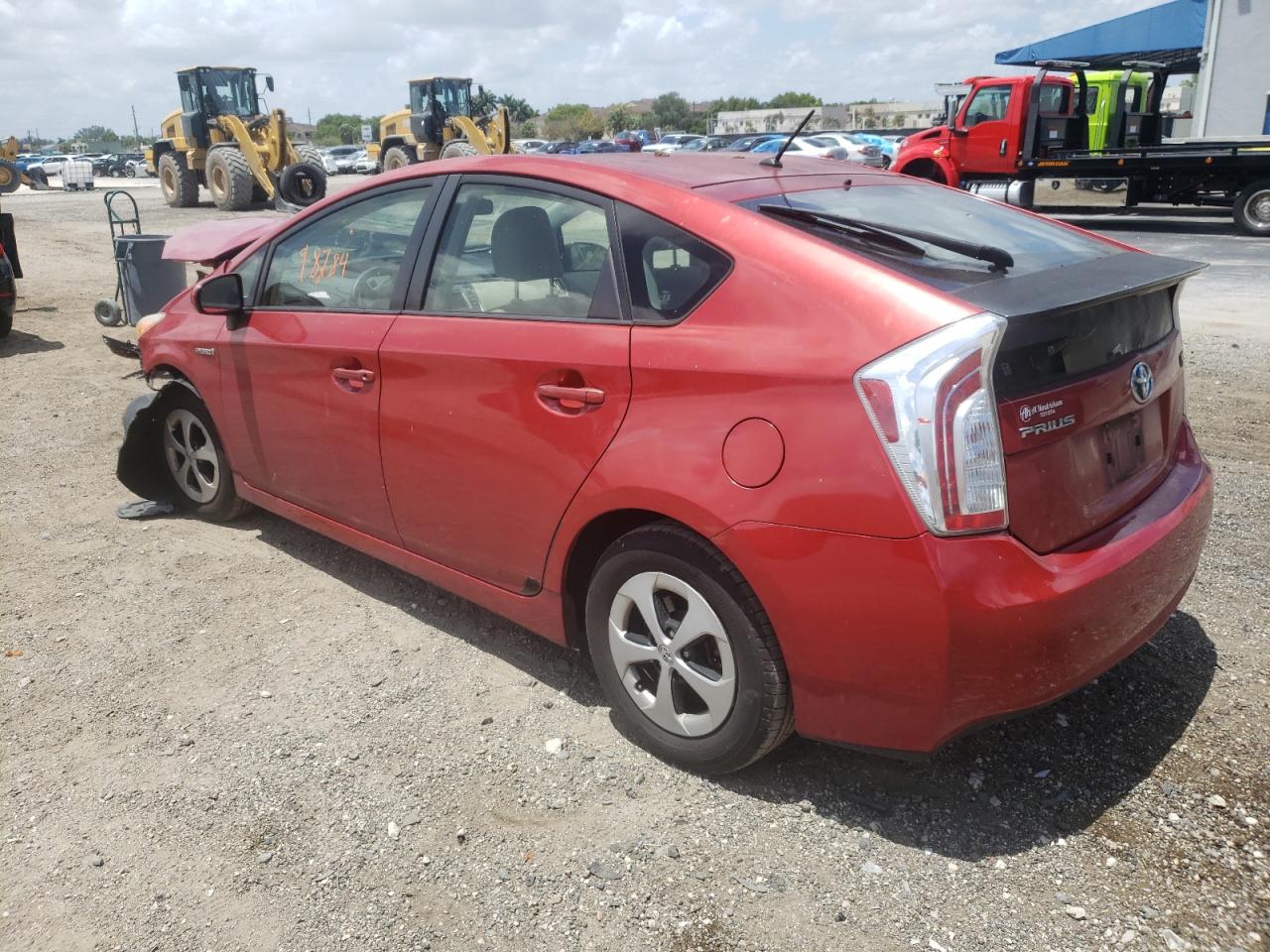 Photo 3 from auction – 2014 TOYOTA PRIUS with VIN JTDKN3DU5E1747961