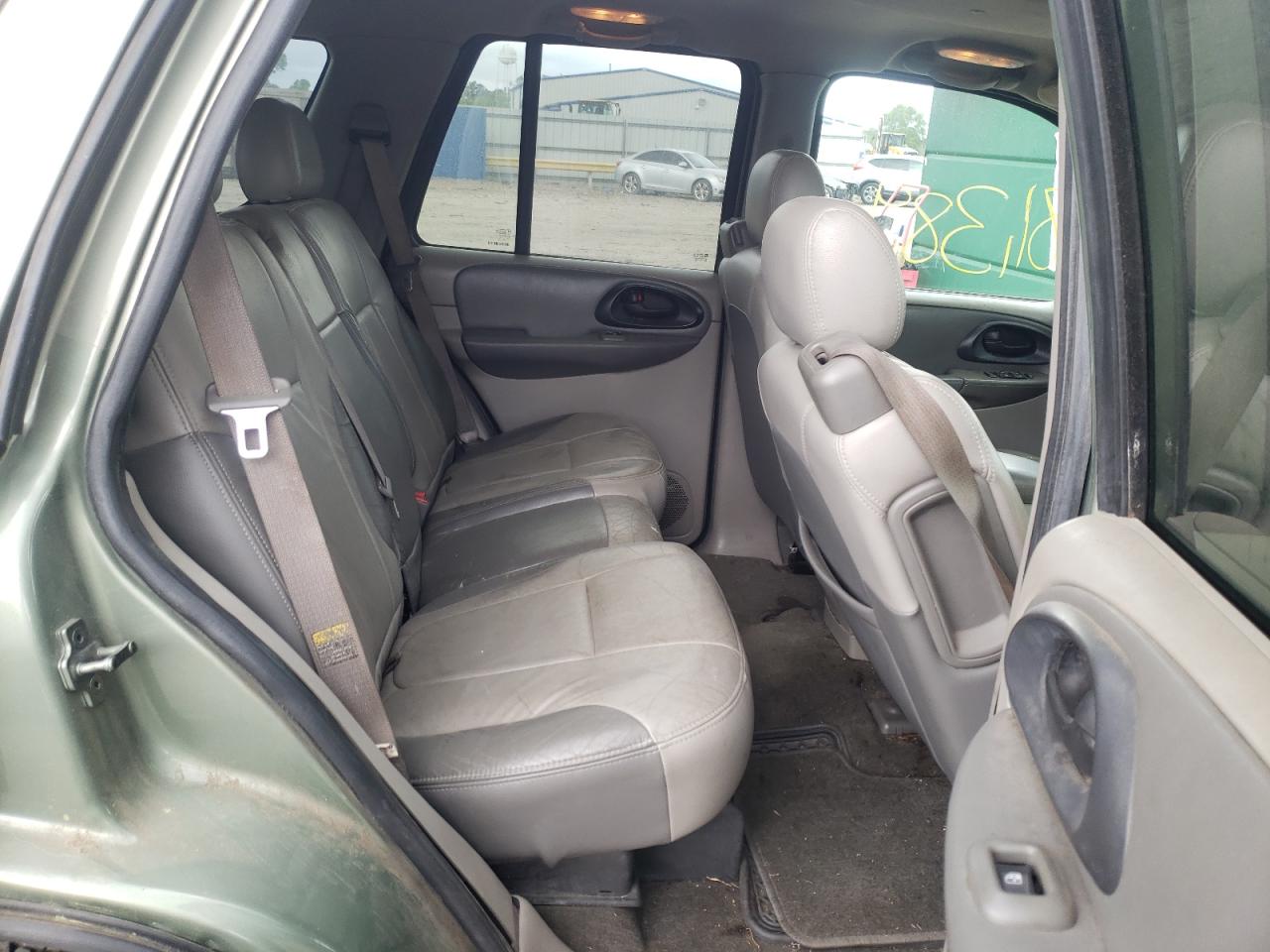 Photo 6 from auction – 2004 CHEVROLET TRAILBLAZE with VIN 1GNDS13S142100804