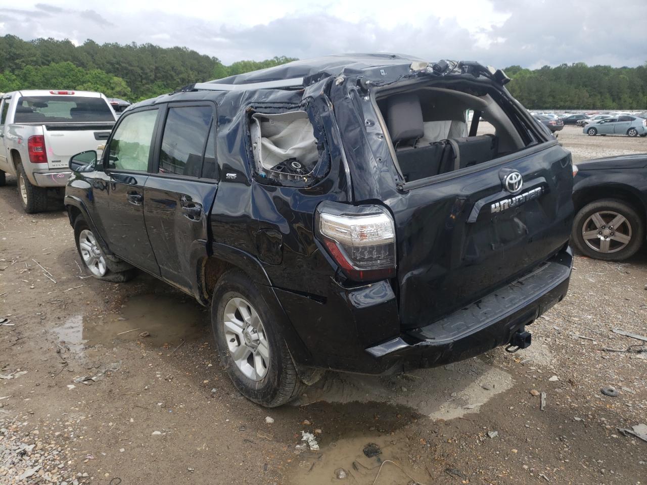 Photo 3 from auction – 2021 TOYOTA 4RUNNER SR with VIN JTEEU5JR6M5242428