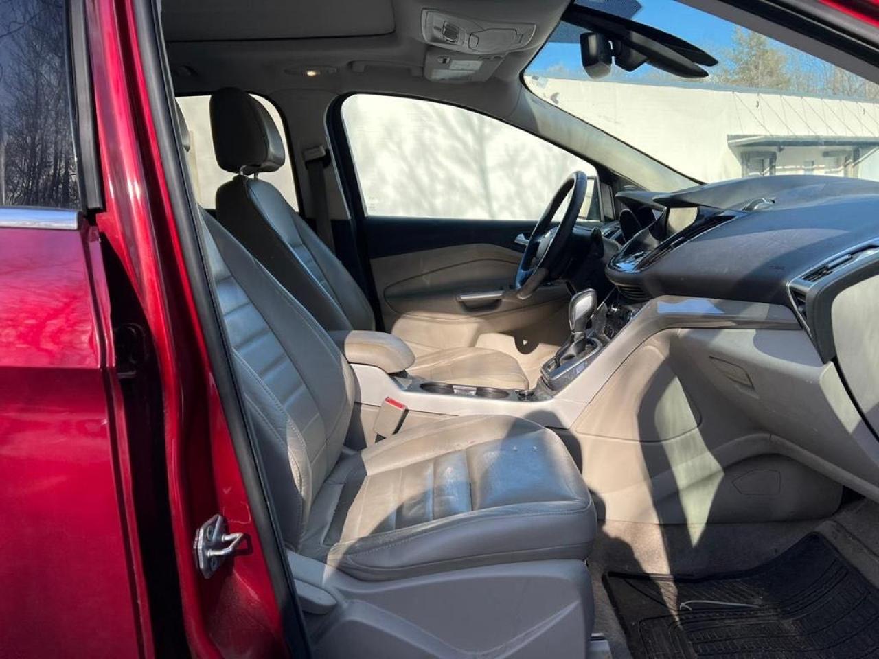 Photo 5 from auction – 2013 FORD ESCAPE SEL with VIN 1FMCU9HX5DUB12147