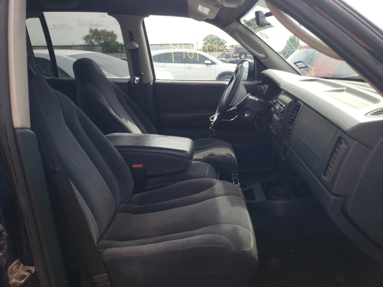 Photo 5 from auction – 2003 DODGE DAKOTA QUA with VIN 1D7HL48X33S172167