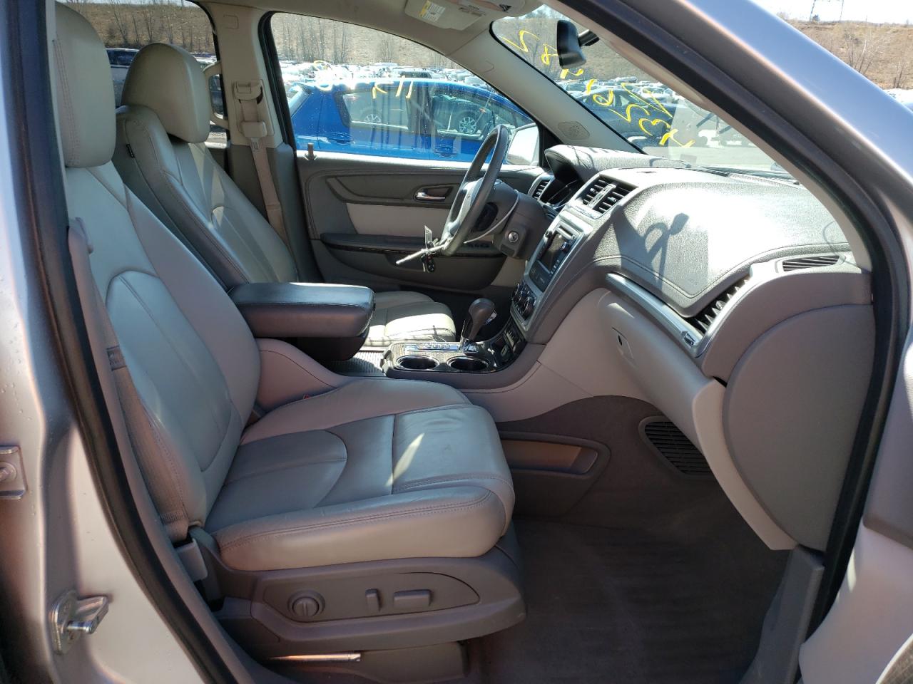 Photo 5 from auction – 2015 GMC ACADIA SLT with VIN 1GKKVRKD8FJ101468