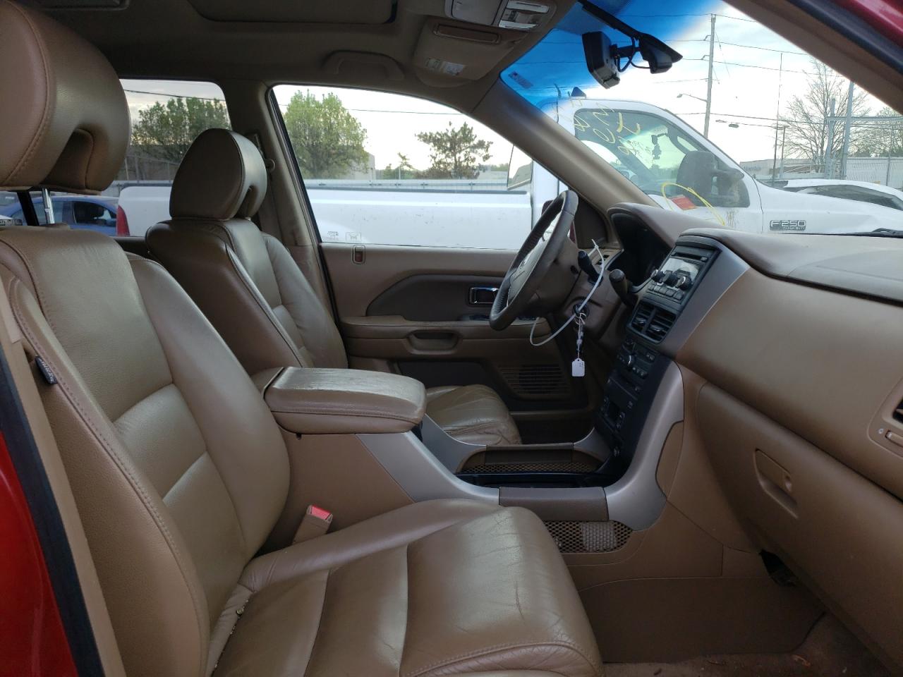 Photo 5 from auction – 2006 HONDA PILOT EX with VIN 2HKYF186X6H509508