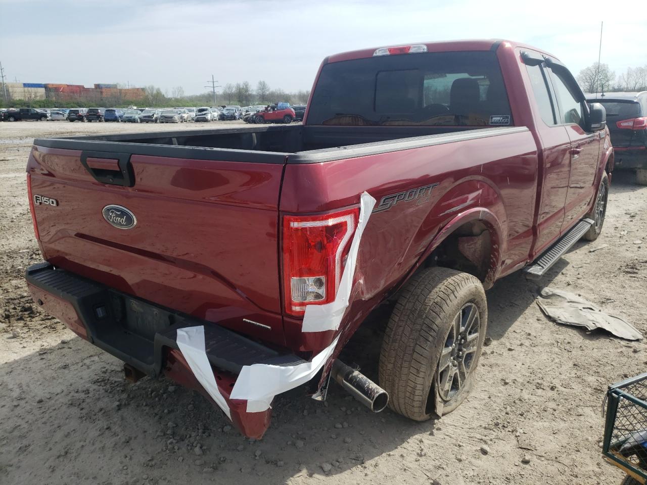 Photo 4 from auction – 2016 FORD F150 SUPER with VIN 1FTFX1EF9GFD15296