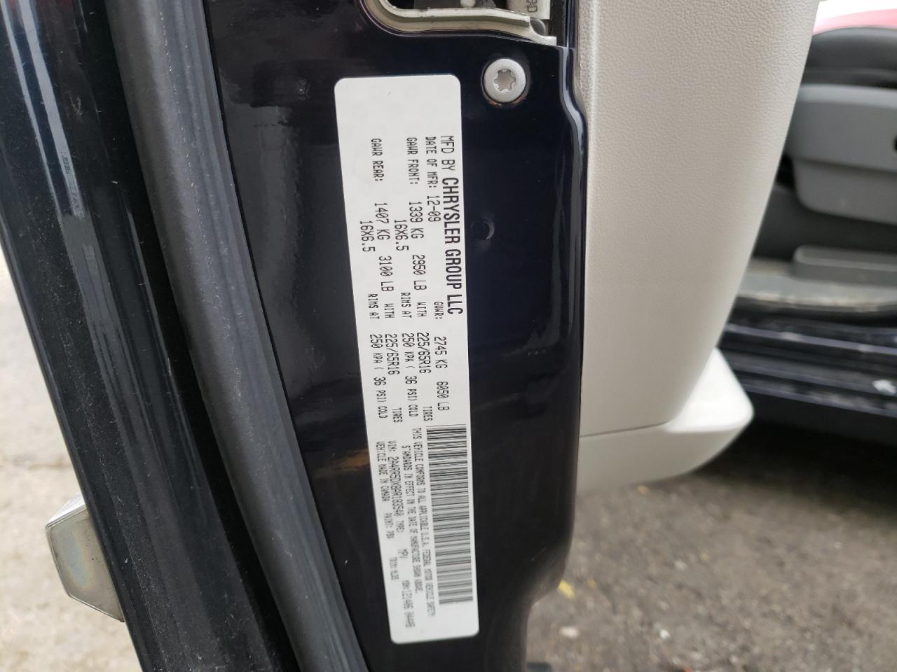 Photo 10 from auction – 2010 CHRYSLER TOWN & COU with VIN 2A4RR5DX8AR183540