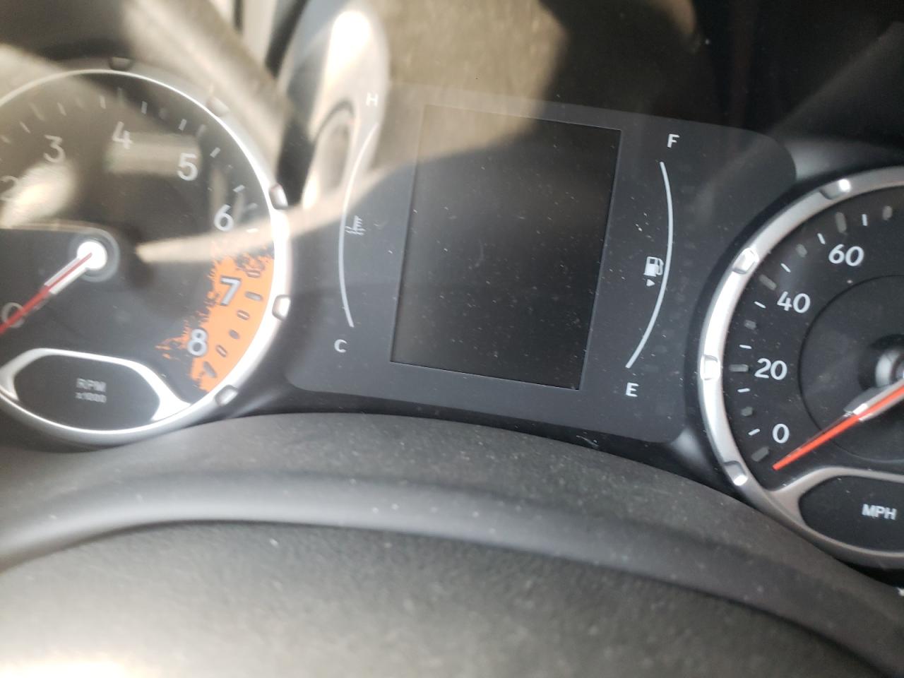 Photo 8 from auction – 2018 JEEP RENEGADE S with VIN ZACCJBAB1JPJ50665