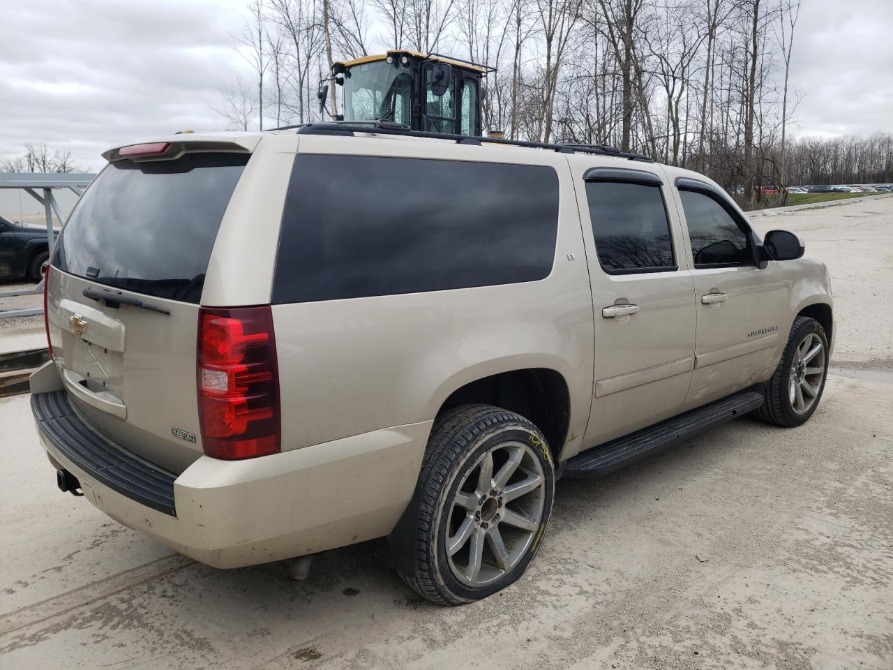 Photo 4 from auction – 2008 CHEVROLET SUBURBAN K with VIN 1GNFK16308J102469