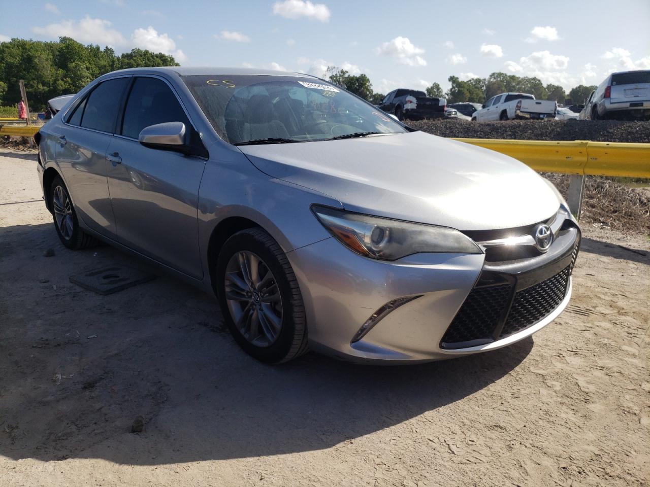 TOYOTA CAMRY LE 2015 with VIN 4T1BF1FK4FU021761 - Photo from auction