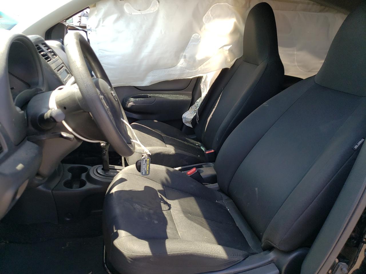 Photo 5 from auction – 2017 NISSAN VERSA S with VIN 3N1CN7AP8HL845330