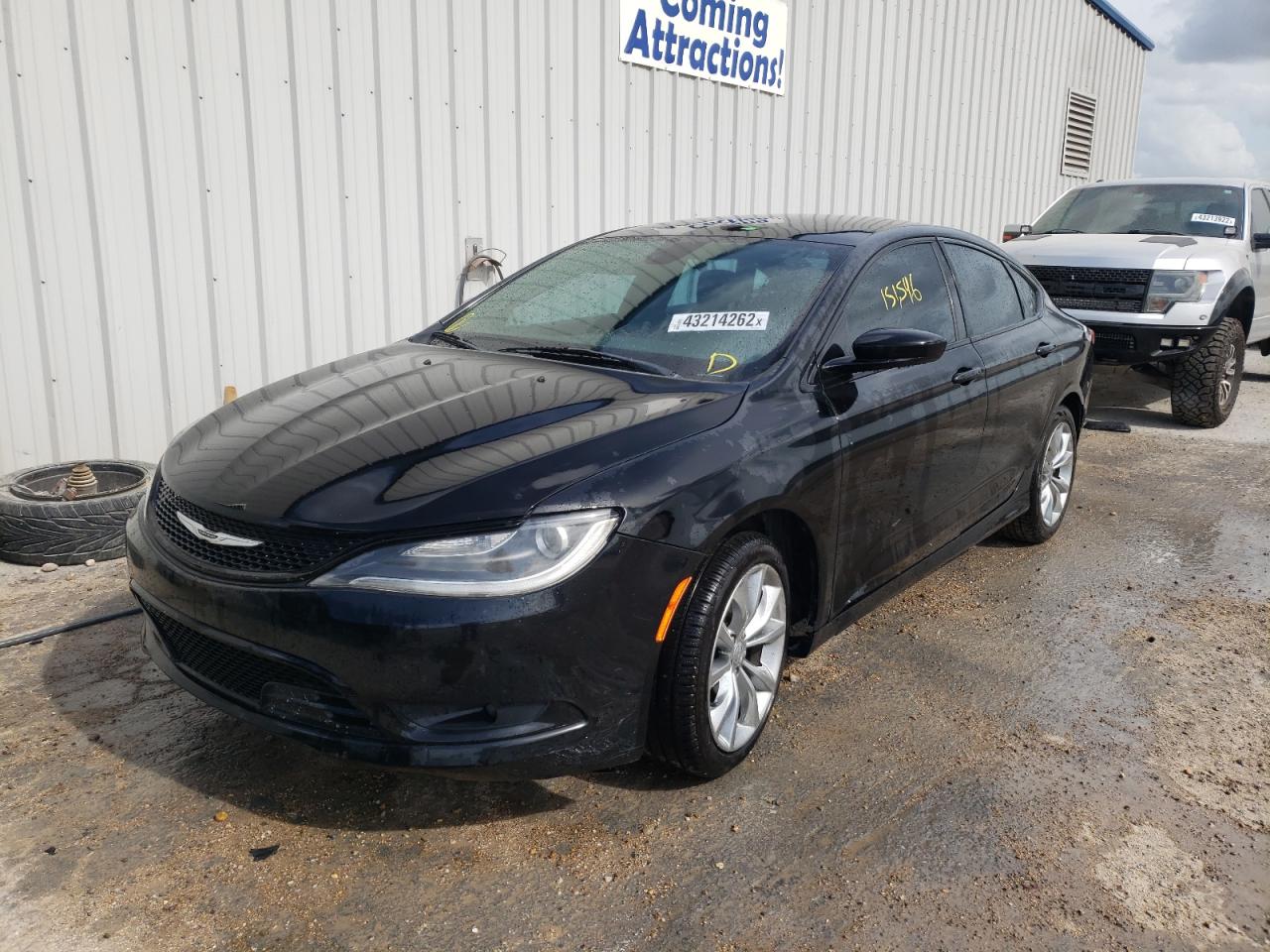 Photo 2 from auction – 2015 CHRYSLER 200 S with VIN 1C3CCCBB5FN723363