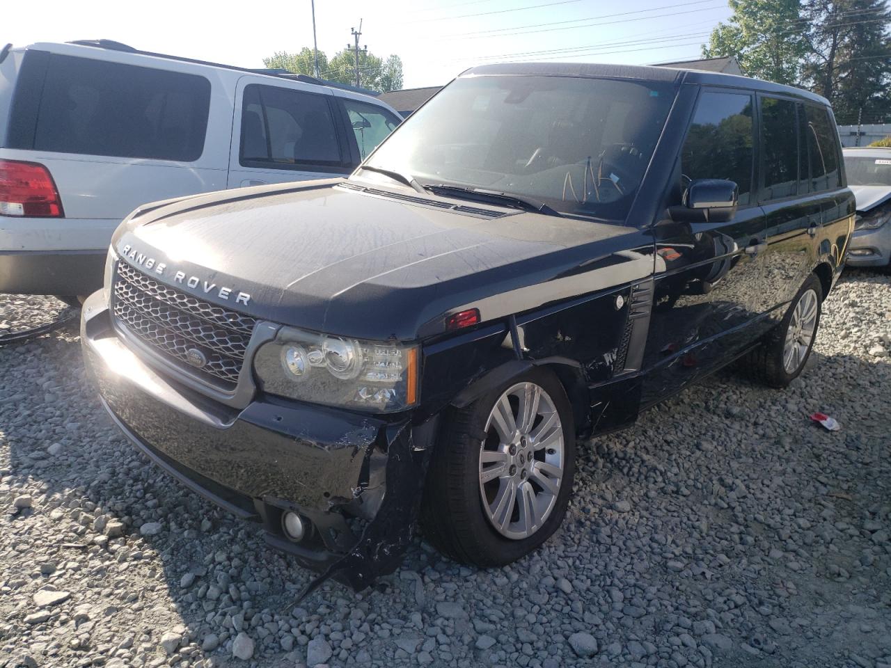 Photo 2 from auction – 2011 LAND ROVER RANGE ROVE with VIN SALMF1D4XBA349188