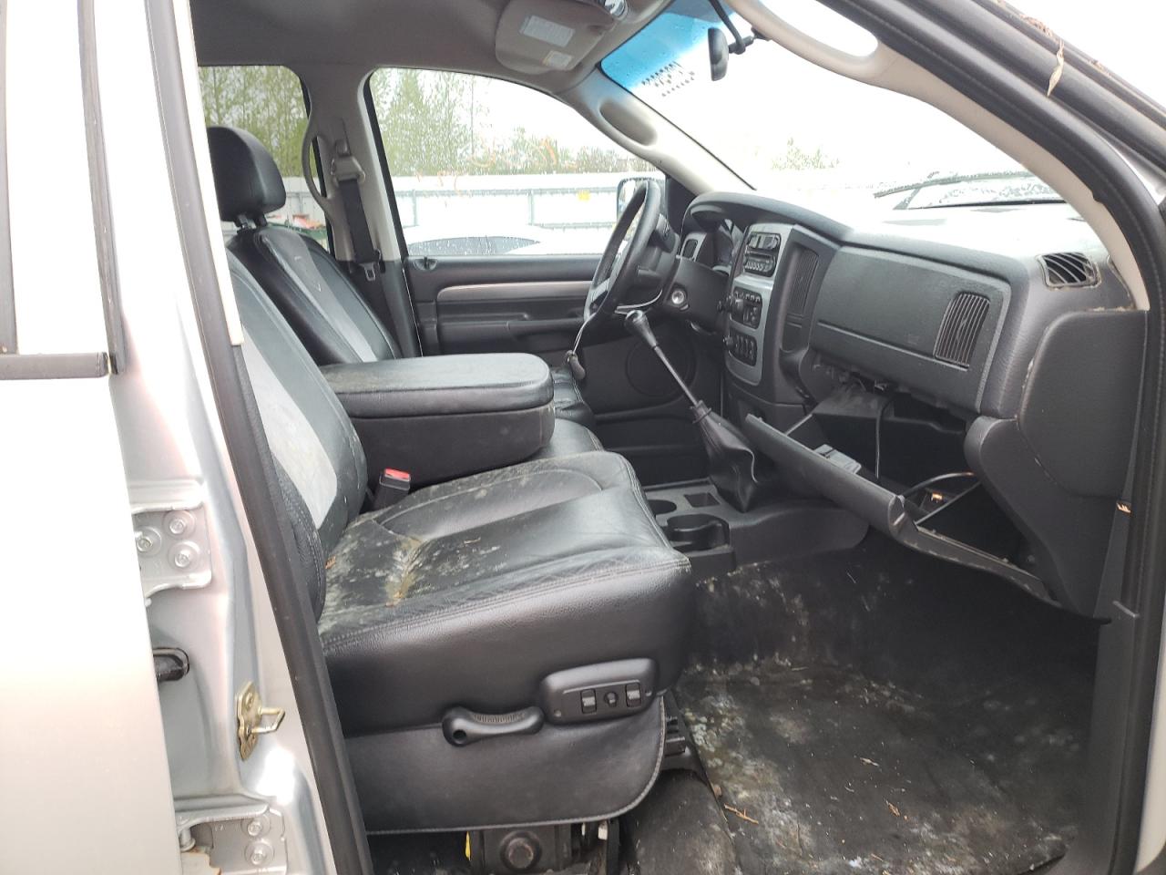 صورة رقم 5 من المزاد - 2004 DODGE RAM 3500 S مع VIN 3D7LU38C14G279967
