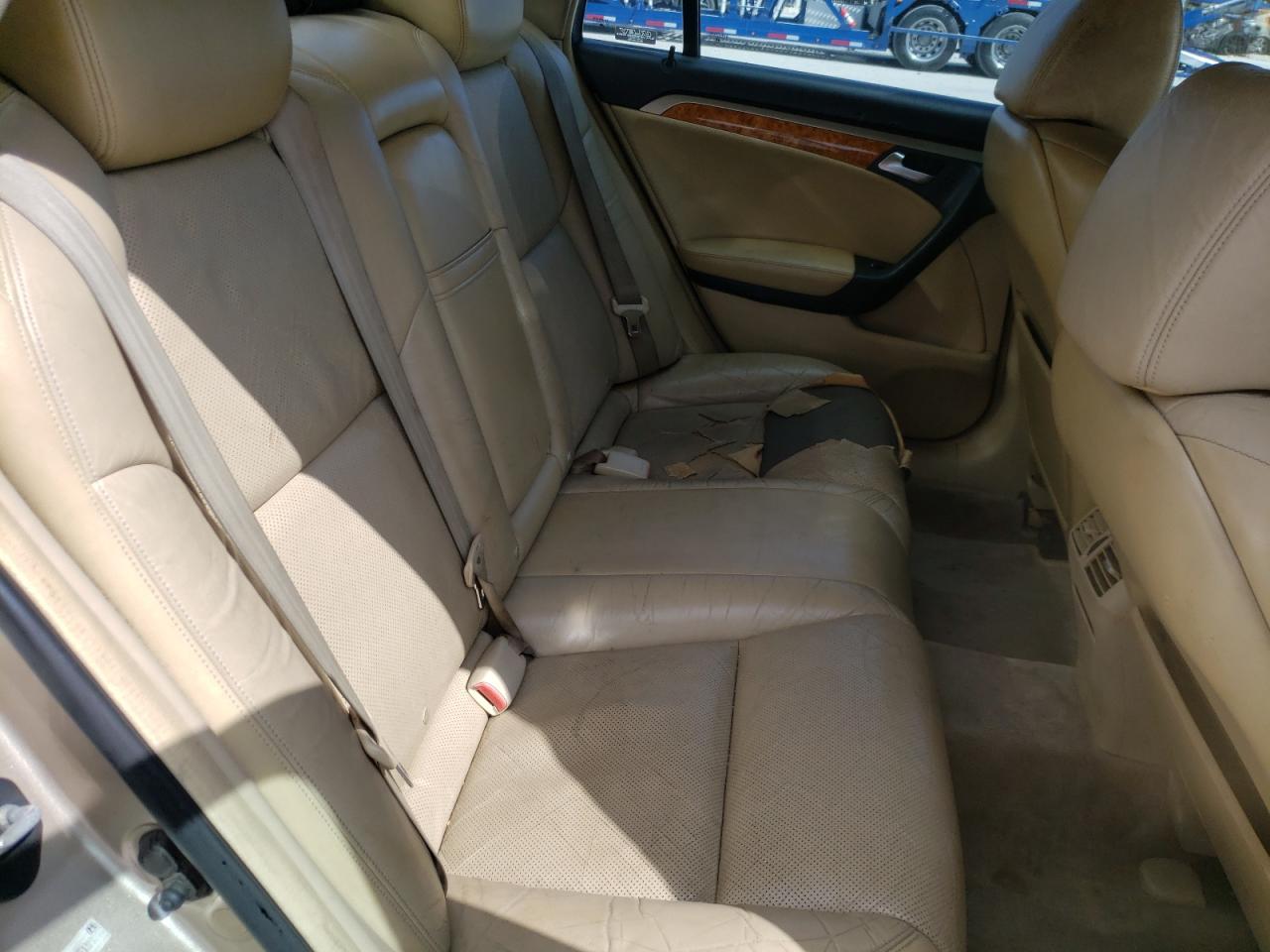 Photo 6 from auction – 2004 ACURA TL with VIN 19UUA66234A045199