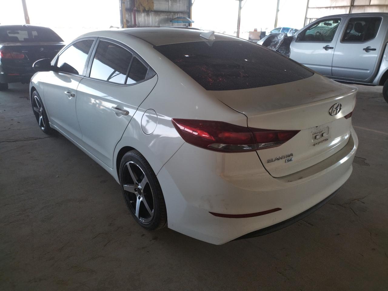 Photo 3 from auction – 2017 HYUNDAI ELANTRA SE with VIN 5NPD74LF0HH098207