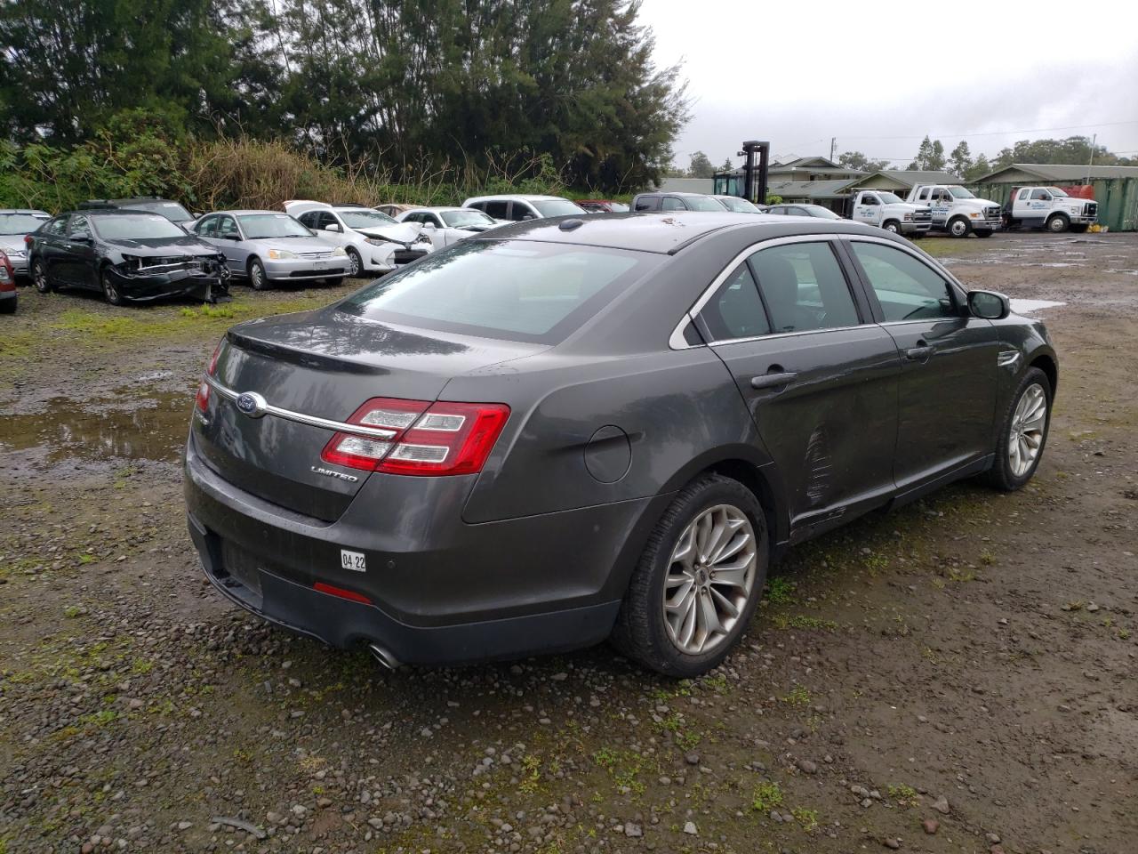Photo 4 from auction – 2019 FORD TAURUS LIM with VIN 1FAHP2F88KG116456