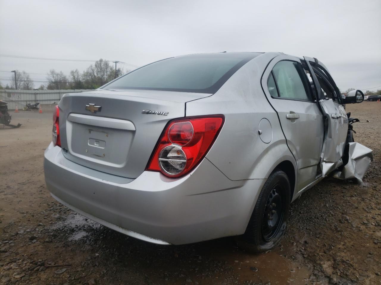 Photo 4 from auction – 2013 CHEVROLET SONIC LS with VIN 1G1JA5SG4D4238336