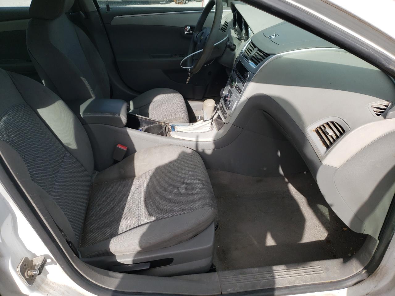 Photo 5 from auction – 2012 CHEVROLET MALIBU LS with VIN 1G1ZB5E06CF179307