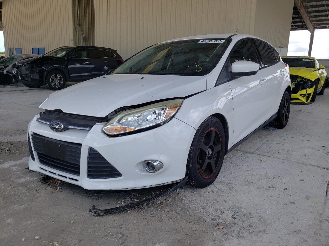Photo 2 from auction – 2012 FORD FOCUS SE with VIN 1FAHP3K25CL337528