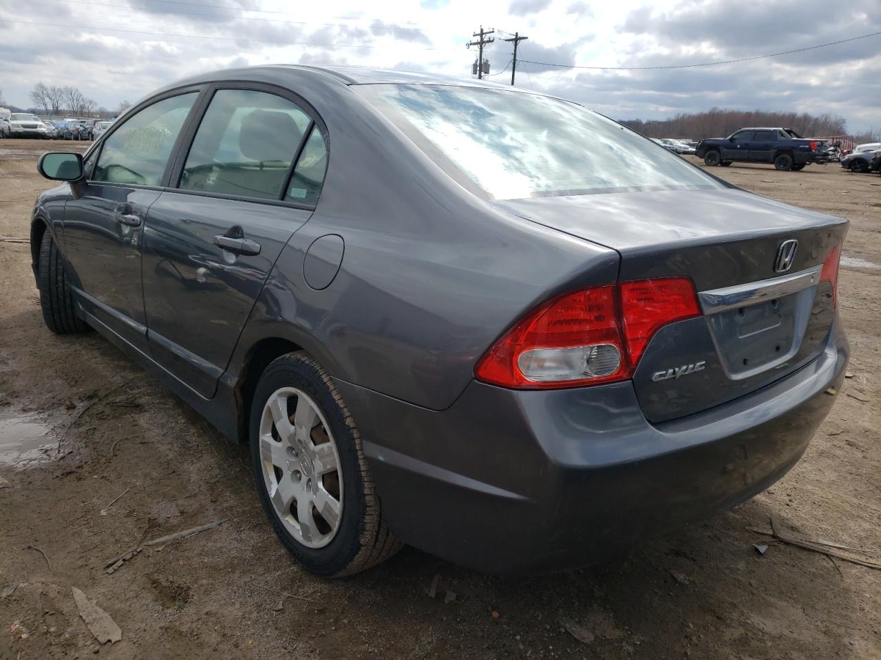 Photo 3 from auction – 2009 HONDA CIVIC LX with VIN 19XFA165X9E025167