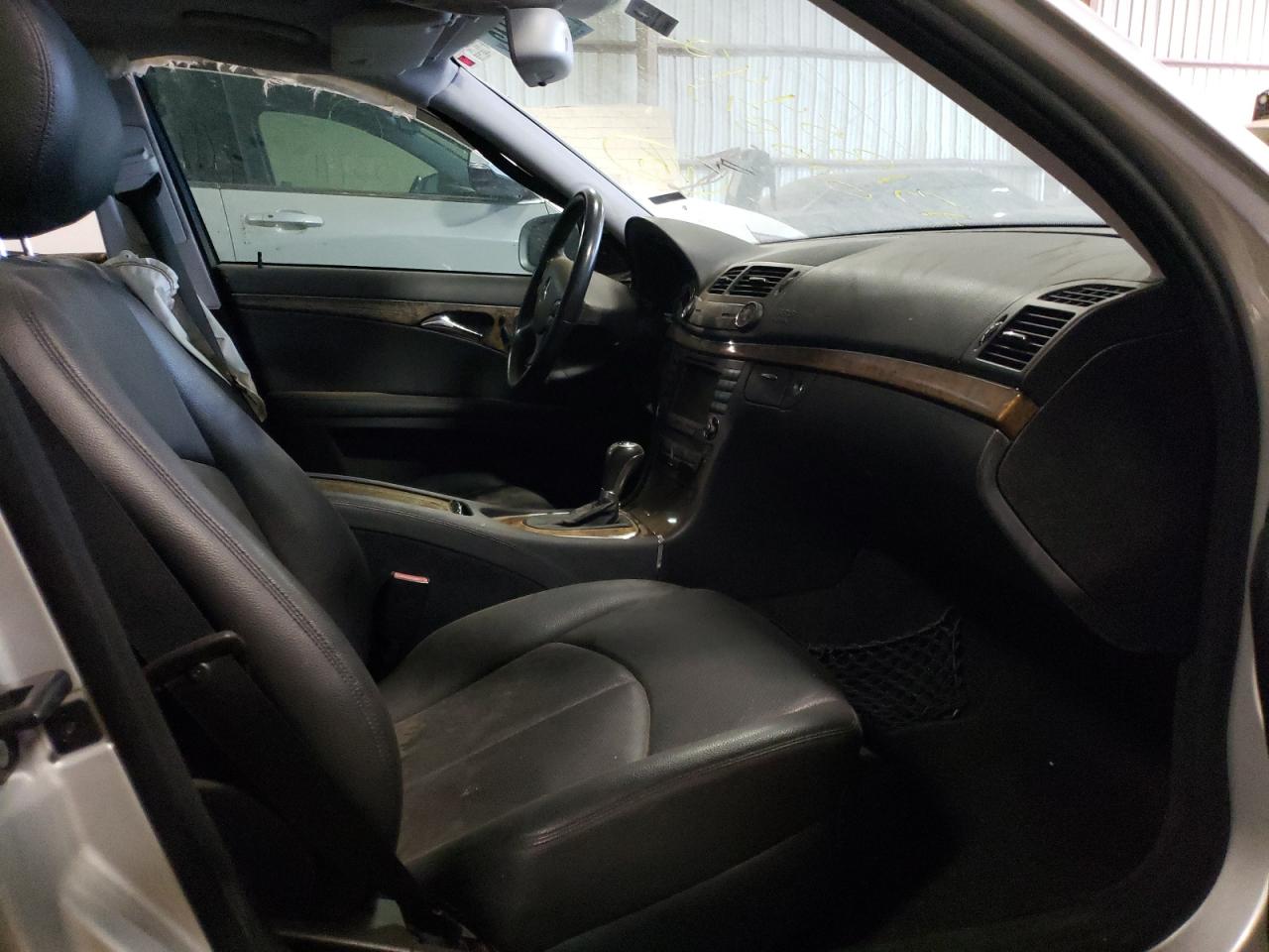 Photo 5 from auction – 2007 MERCEDES-BENZ E 350 with VIN WDBUF56X57B020873