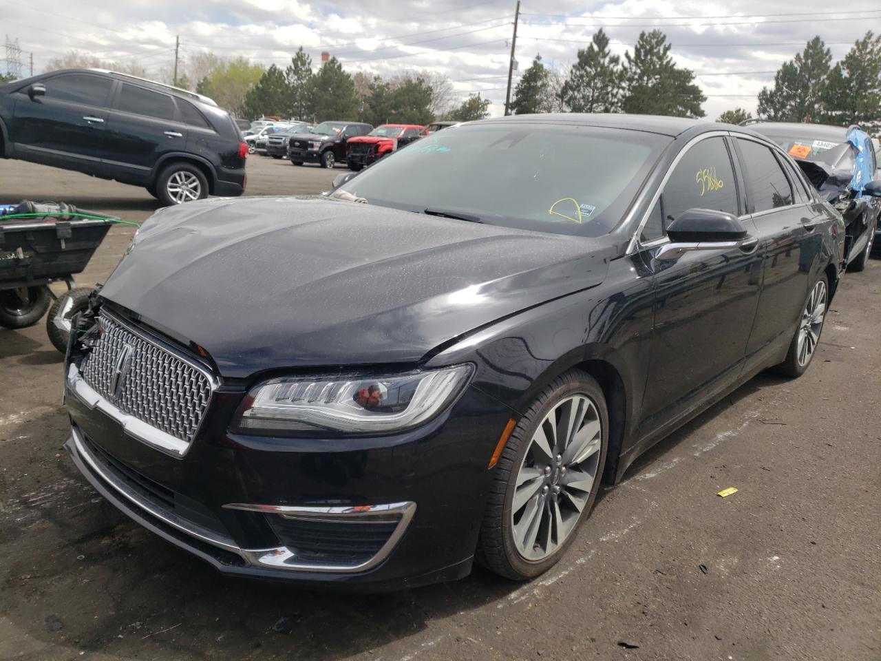 Photo 2 from auction – 2017 LINCOLN MKZ RESERV with VIN 3LN6L5F95HR645321