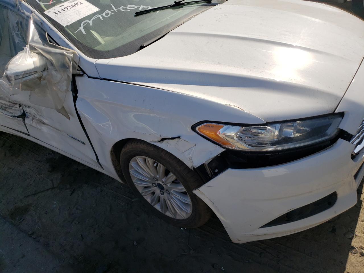 صورة رقم 9 من المزاد - 2016 FORD FUSION SE مع VIN 3FA6P0LU4GR261068