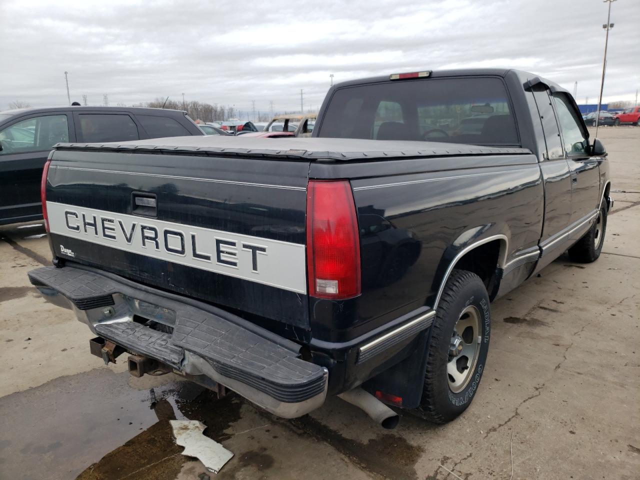 Photo 4 from auction – 1996 CHEVROLET GMT-400 C1 with VIN 1GCEC19R3TE135355