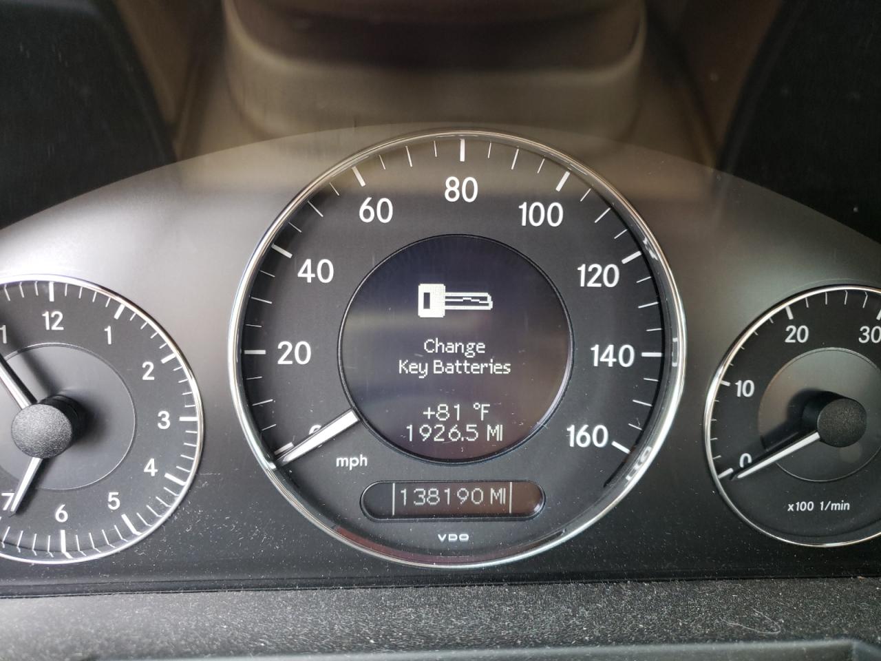 Photo 8 from auction – 2009 MERCEDES-BENZ E 320 CDI with VIN WDBUF22X59B412033