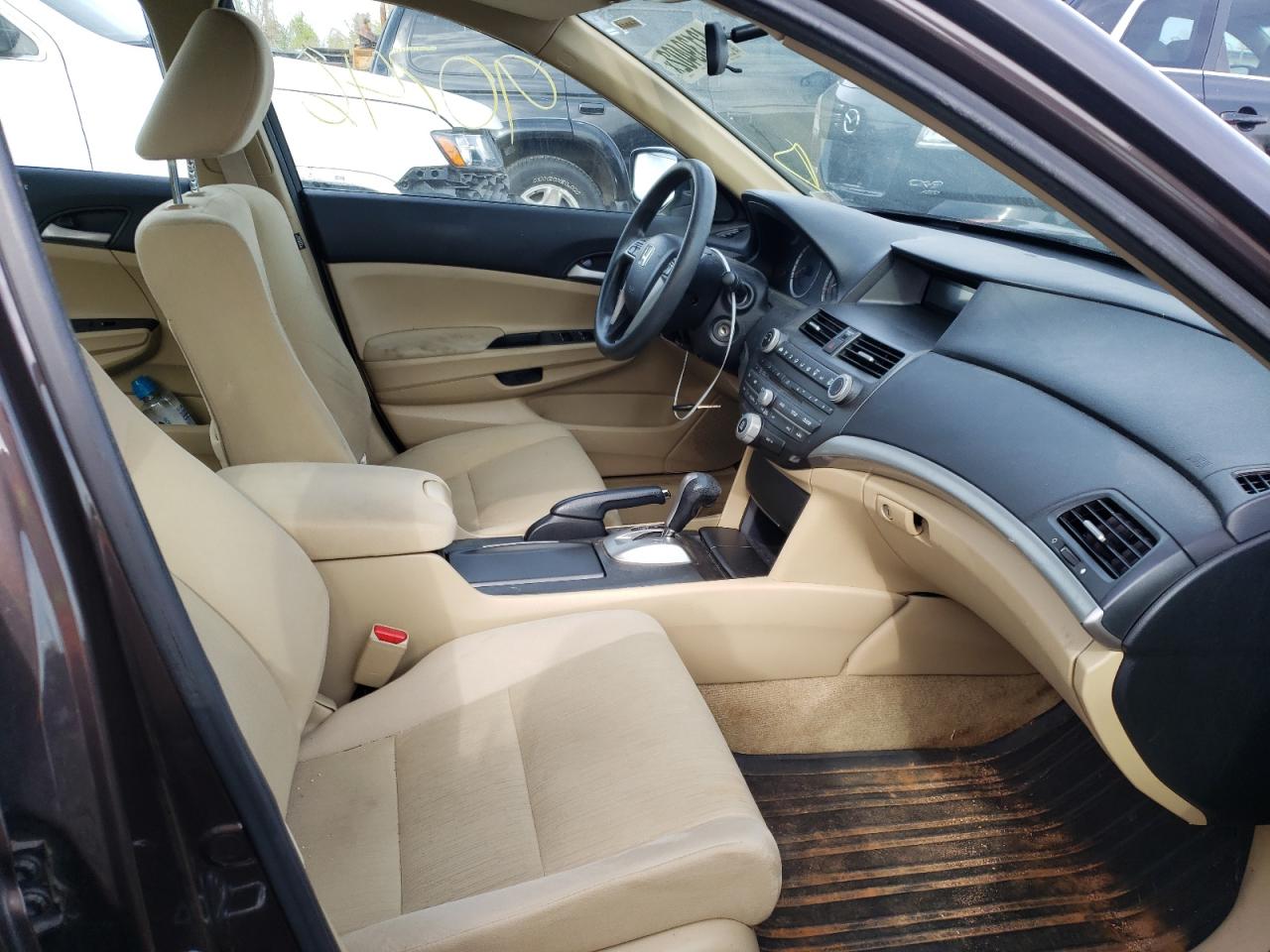 Photo 5 from auction – 2011 HONDA ACCORD LXP with VIN 1HGCP2F46BA022582