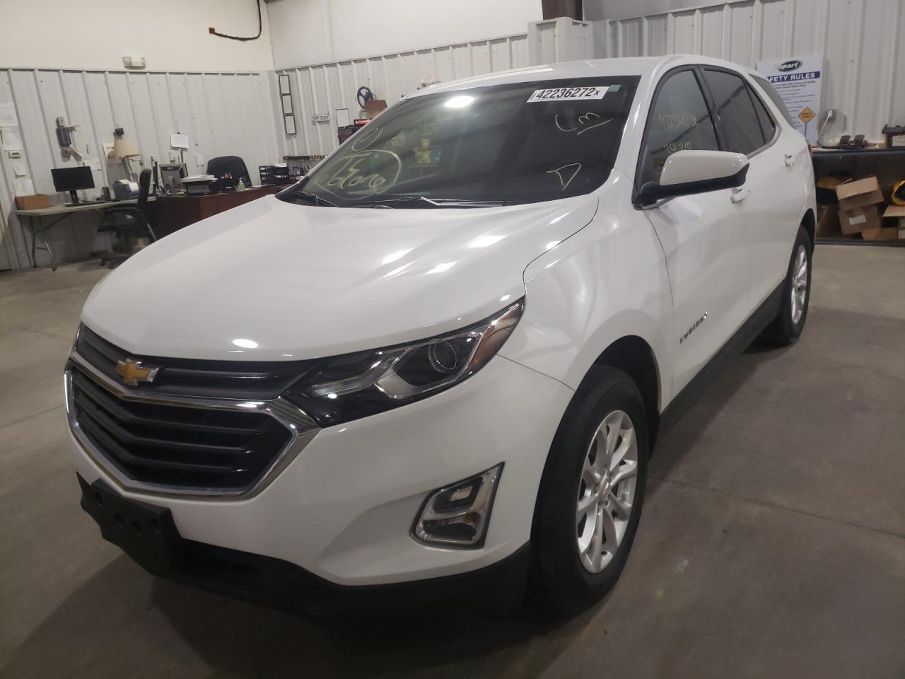 Photo 2 from auction – 2019 CHEVROLET EQUINOX LT with VIN 2GNAXUEV7K6261865