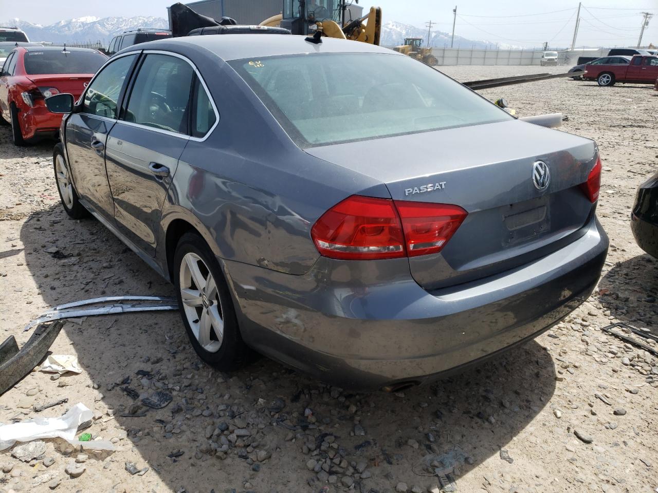 Photo 3 from auction – 2013 VOLKSWAGEN PASSAT with VIN 1VWBP7A36DC031289